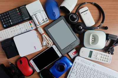 白紙上的反思 損壞與舊電子產品的循環再生之路